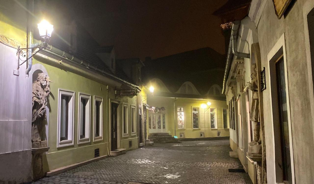Hosoek Tornya Apartman Koszeg Exterior photo